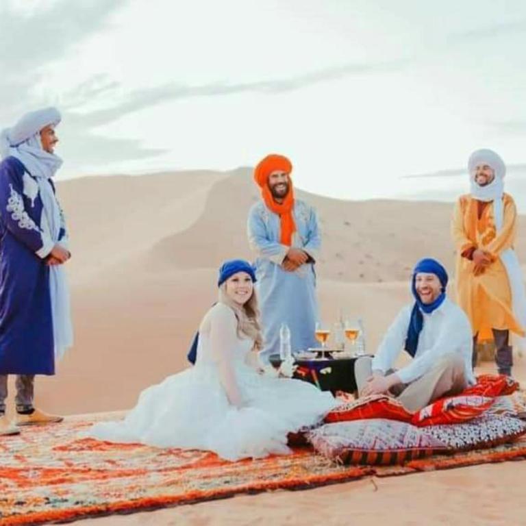 Merzouga Desert Luxury Camp Ngoại thất bức ảnh