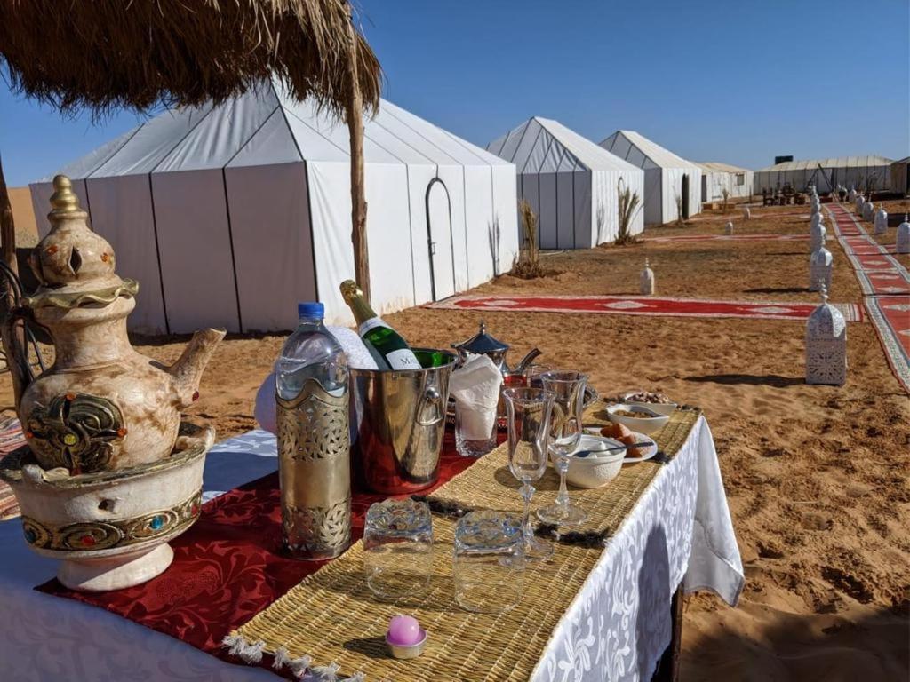 Merzouga Desert Luxury Camp Ngoại thất bức ảnh