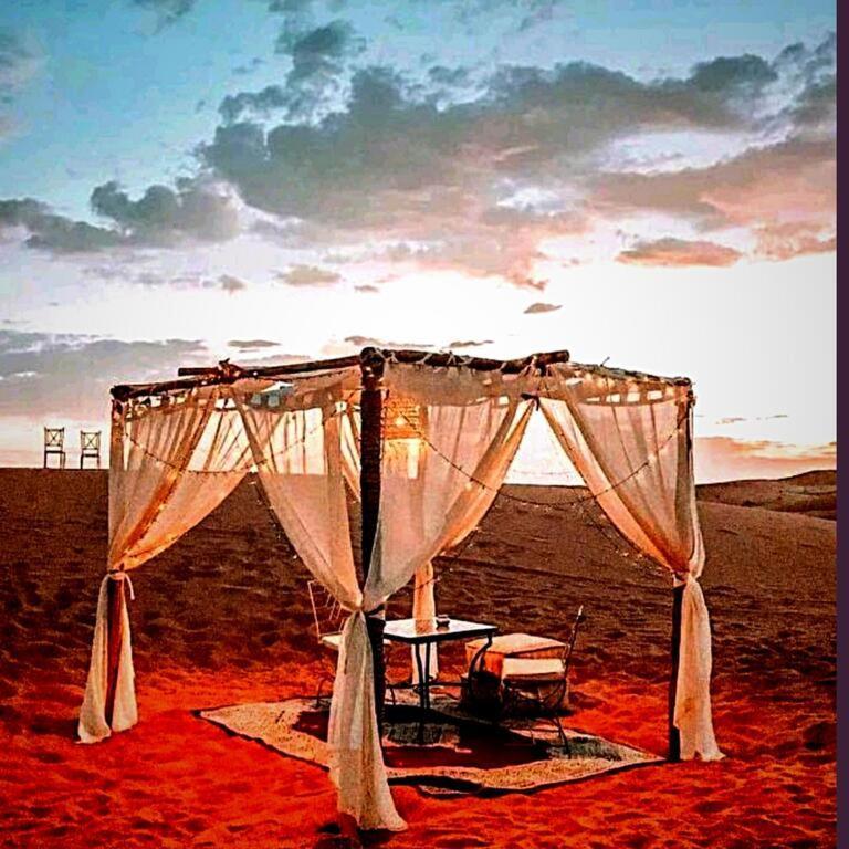 Merzouga Desert Luxury Camp Ngoại thất bức ảnh
